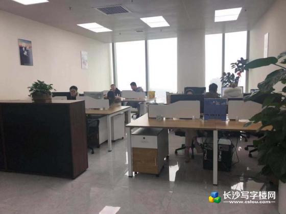 4号线无缝对接 保利国际高区320㎡全新精装修带全套家具