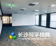 绿地中心 24H中央空调 格局清爽 精装带全套家具