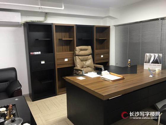 华美欧商务装修285平仅此一套全套家具直接拎包入住